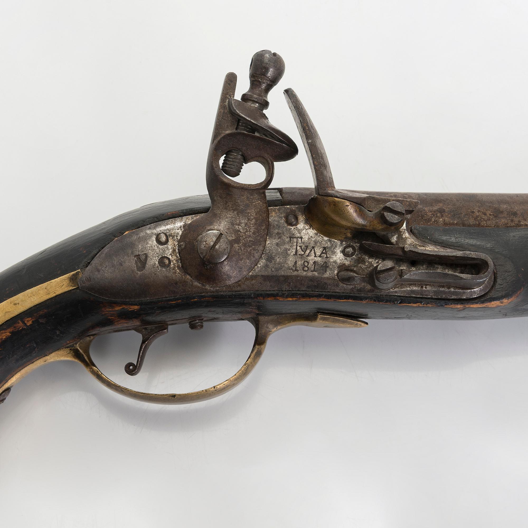 A Russian flintlock pistol, model 1809.