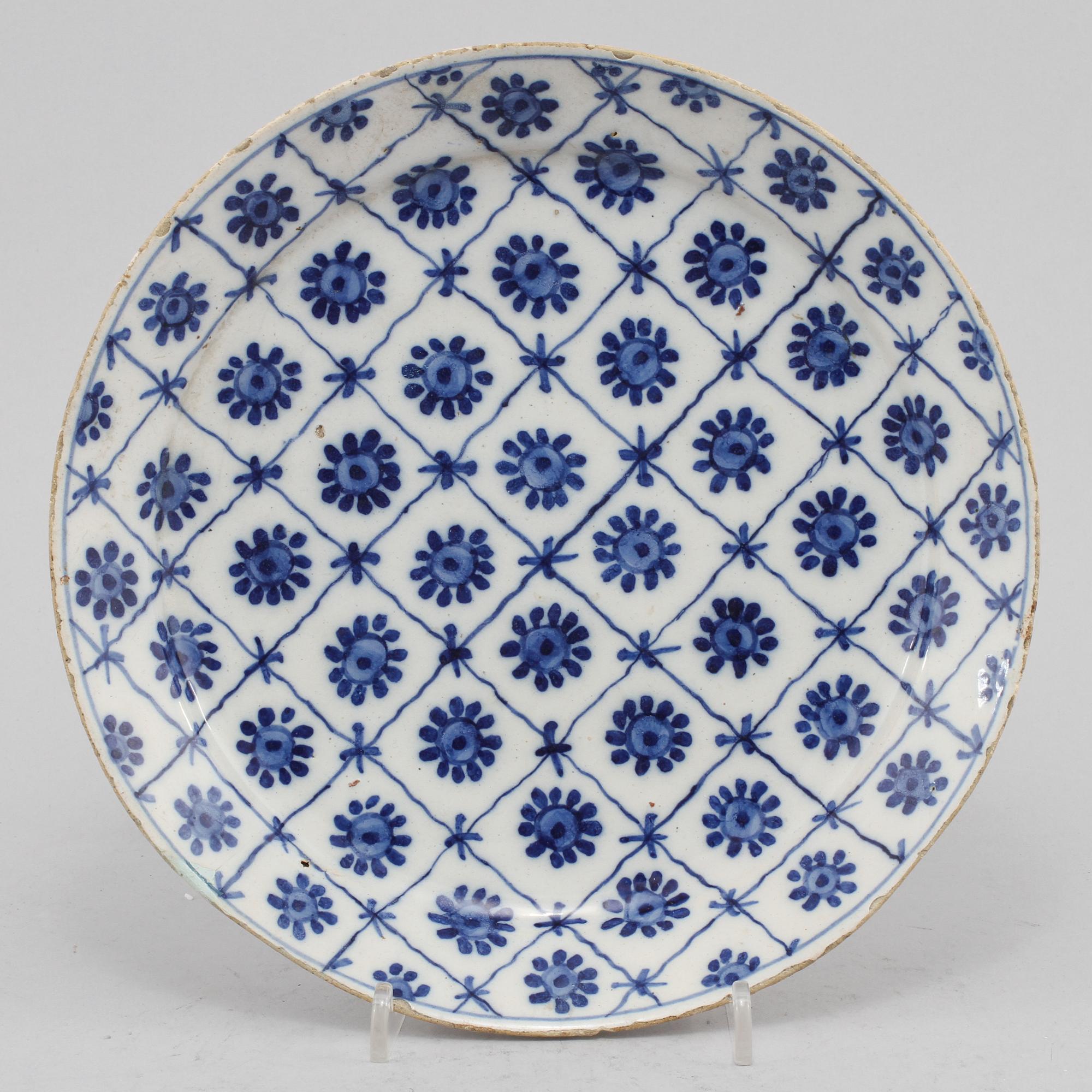 TALLRIK, fajans, sannolikt Holland, 1700-tal.