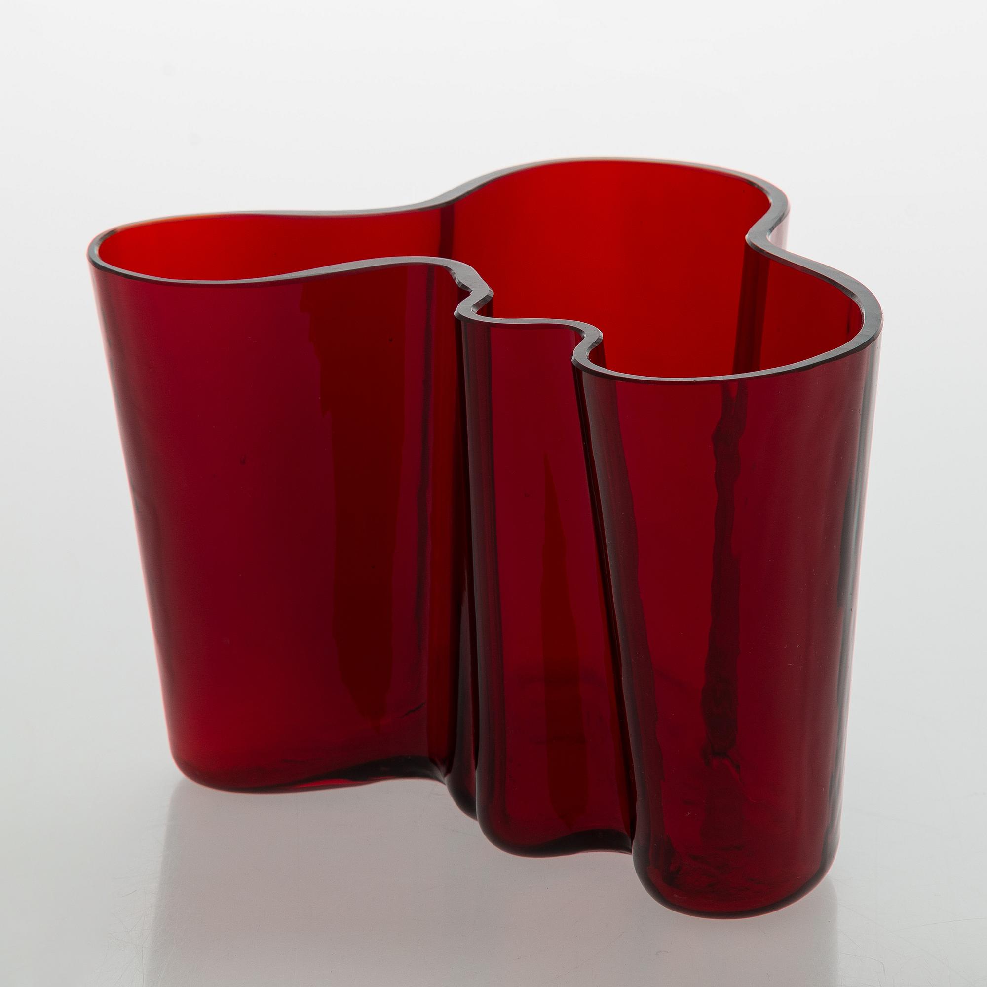 Alvar Aalto, vas, modell 9750 signerad Alvar Aalto Iittala.