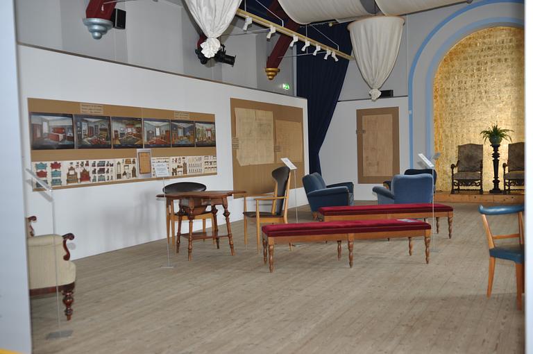 Carl-Axel Acking, attributed, a pair of armchairs, reportedly executed for the municipal council in Åhus, by Åhmans, 1950s.