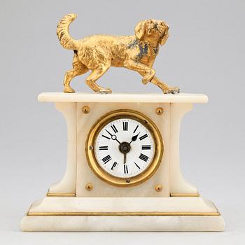 BORDSUR, alabaster, Frankrike 1800-talets andra hälft.