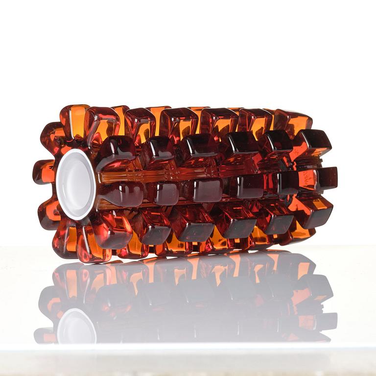 Mårten Medbo, a unique "Tappvas" glass vase, Ajeto Glassworks, Nový Bor, Czech Republic, 2009.