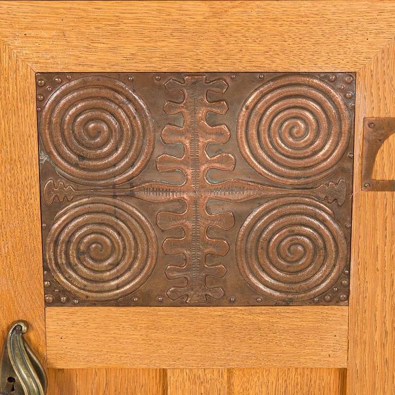 Nikolai Boman, serving cabinet/buffet, commissioned work, early 20th century.