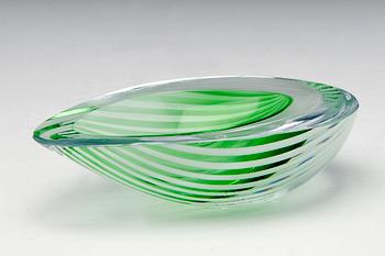 756. Kerttu Nurminen, A BOWL.