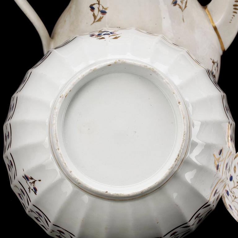 KAFFESERVIS, 25 delar, porslin, 1800-talets första hälft.