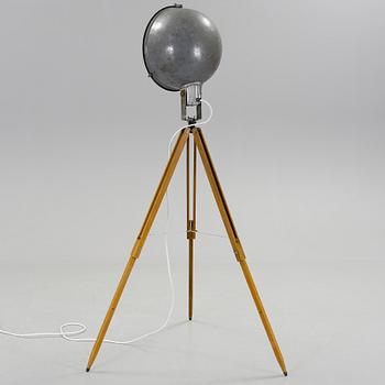 INDUSTRILAMPA, 1900-tal.