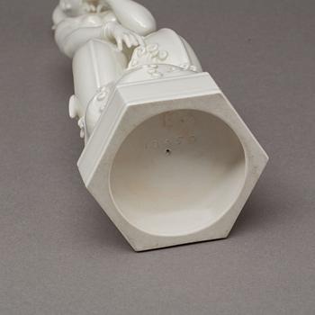 FIGURIN, Royal Copenhagen, 1900-tal, porslin.