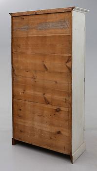 KLÄDSKÅP, 1800-talets andra hälft.