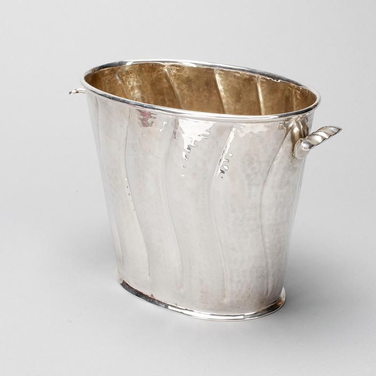 VINKYLARE, nysilver, 1900- tal.