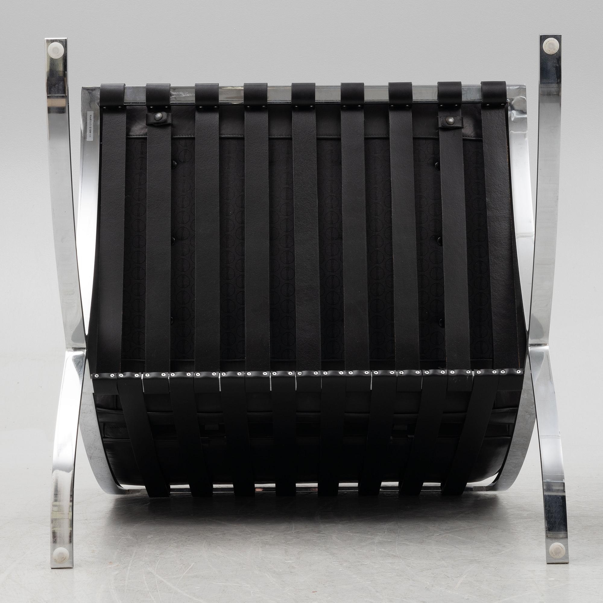 Ludwig Mies van der Rohe, a pair of "Barcelona" lounge chairs, Knoll.