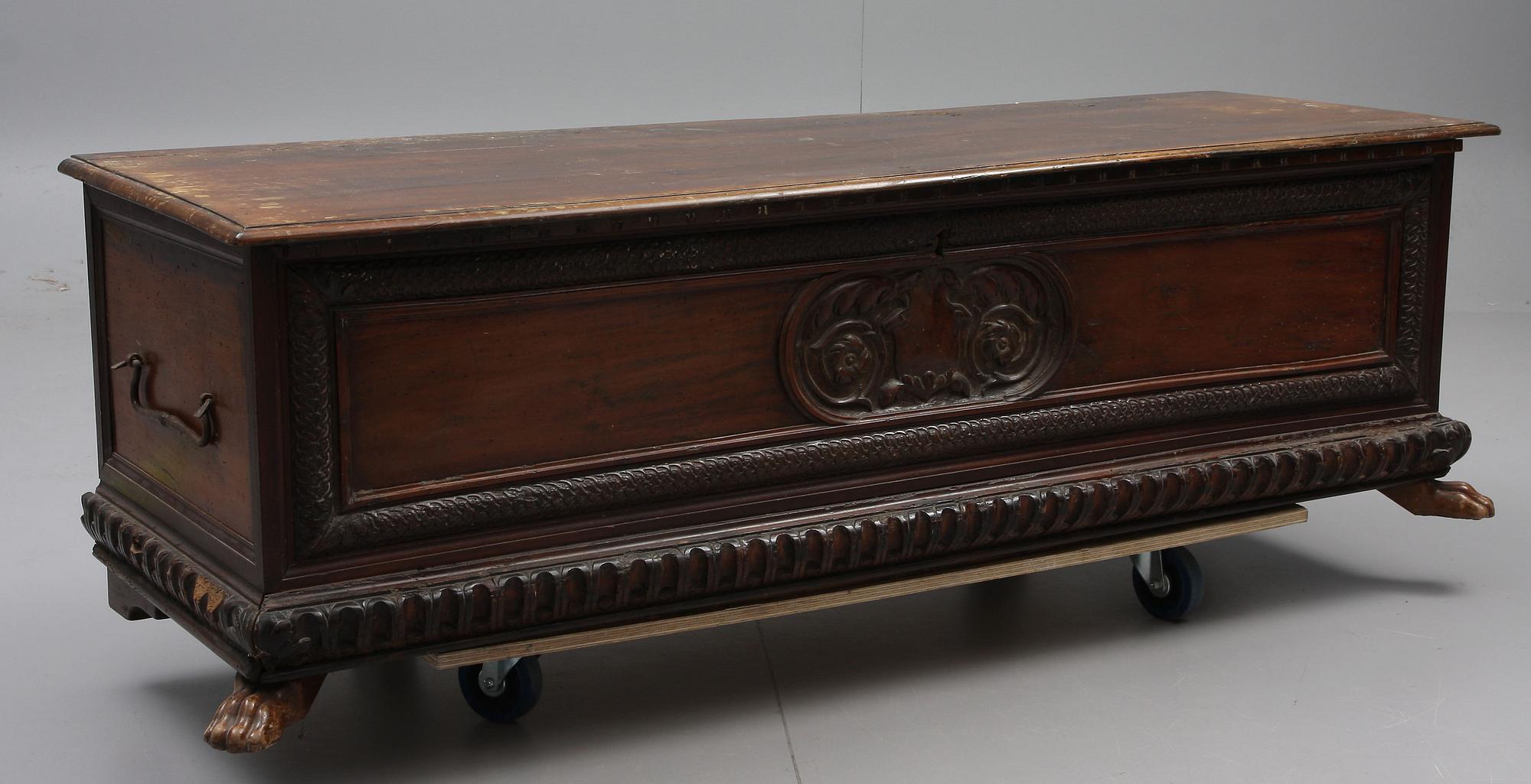 CASSONEKISTA, 1600/1700-tal.