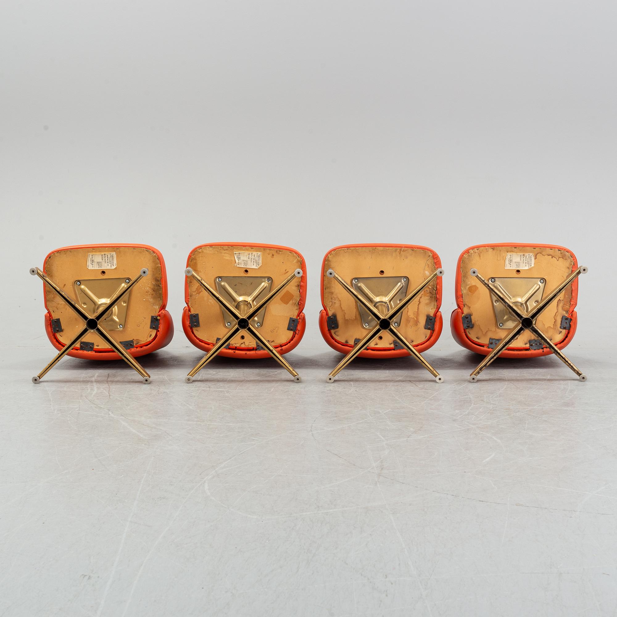 A dining table with four chairs, Walter of Wabash, table dated 1960.