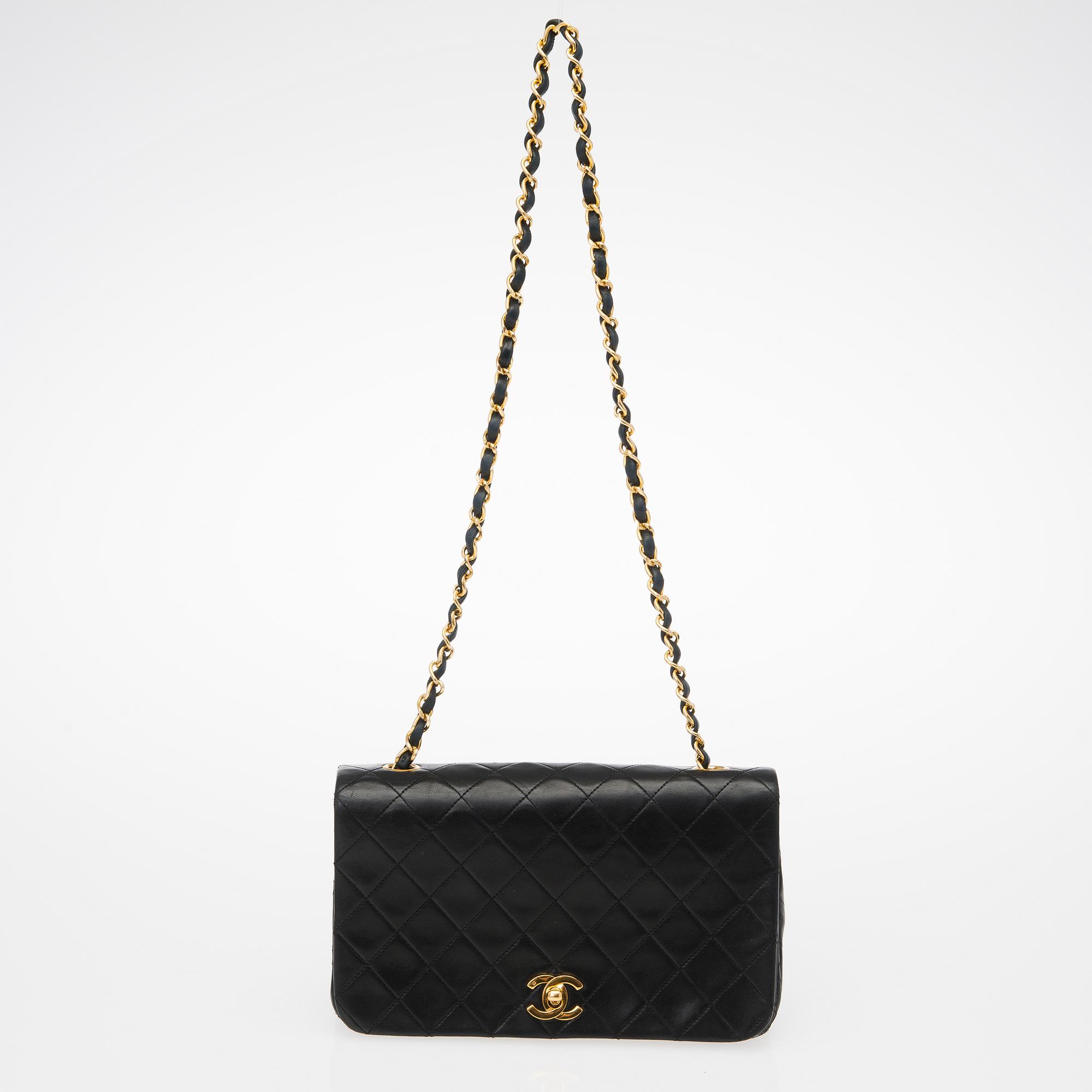 CHANEL, "Single Full Flap Bag", LAUKKU.
