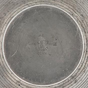 Sylvia Stave, vase, C.G. Hallberg, Stockholm, 1933.