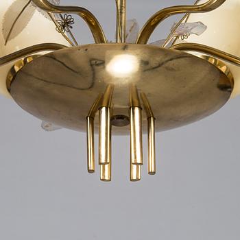 Paavo Tynell, A mid-20th century '9029/6' chandelier for Taito, Finland.