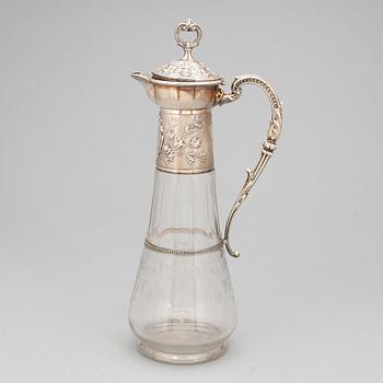 VINKARAFF, glas och silver, firma Gustaf Möllenborg, Stockholm, 1881.