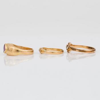 RINGAR, 3 st, med röd, blå, lila och vita pastestenar, mestadels Sverige 1900-tal.