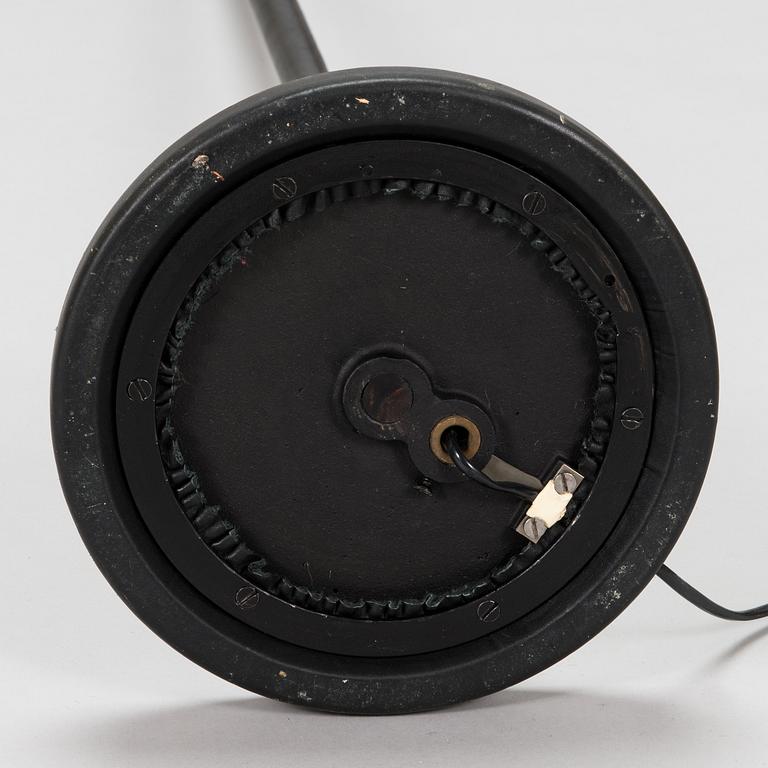 Alvar Aalto, golvlampa modell A811, Valaistystyö.