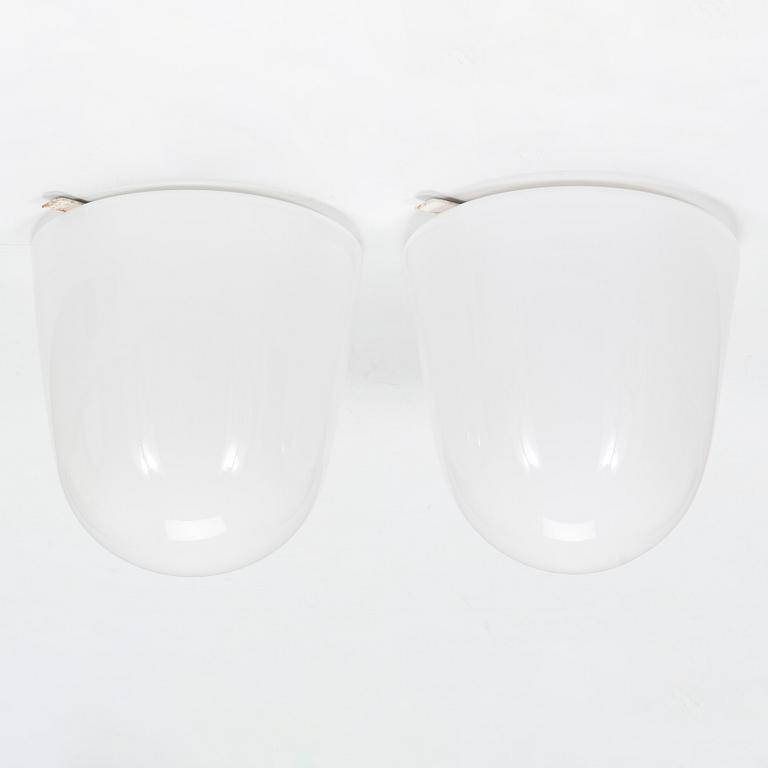 Paavo Tynell, a pair of mid-20th-century '80112' ceiling lights for Idman.