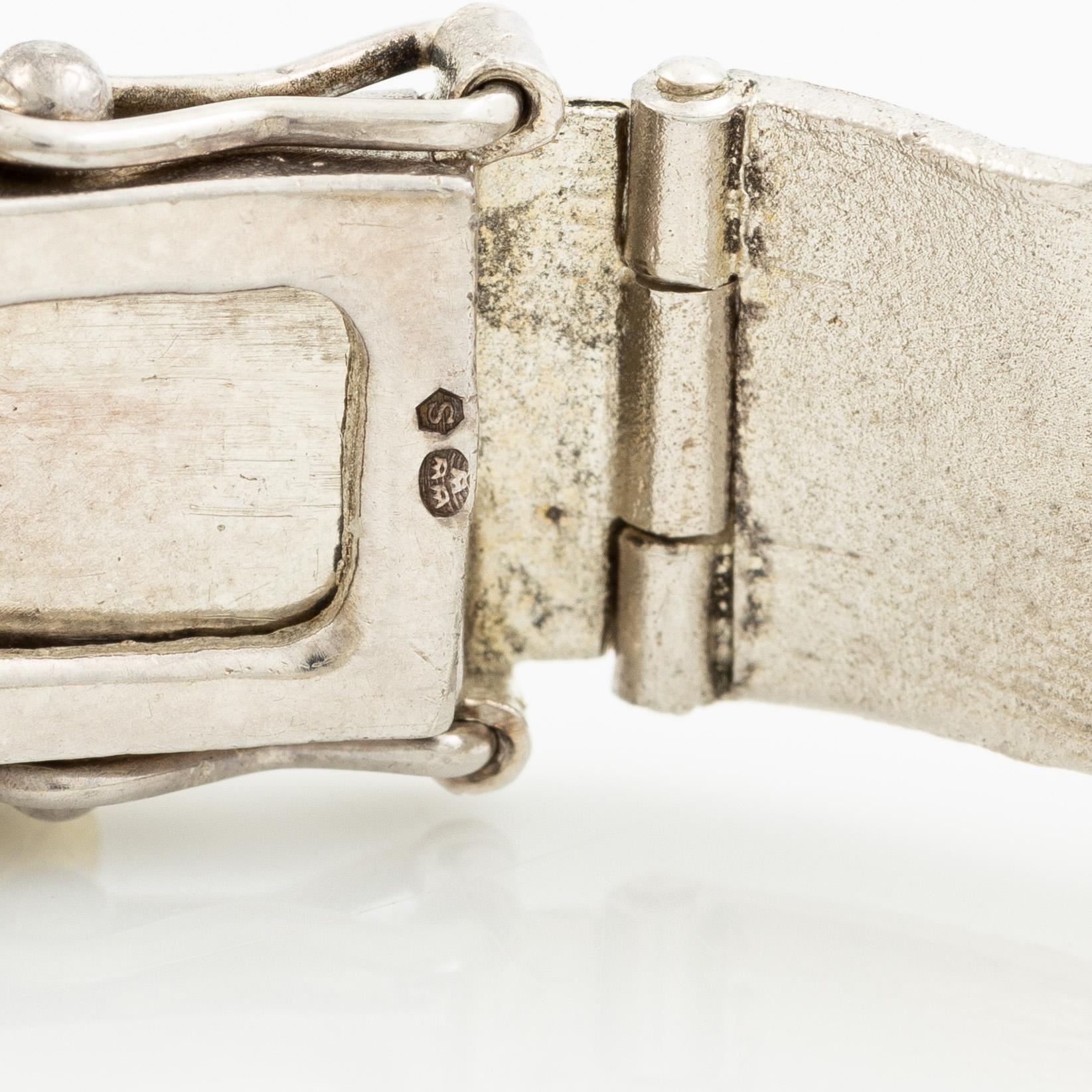 Bracelet silver and gilded silver.