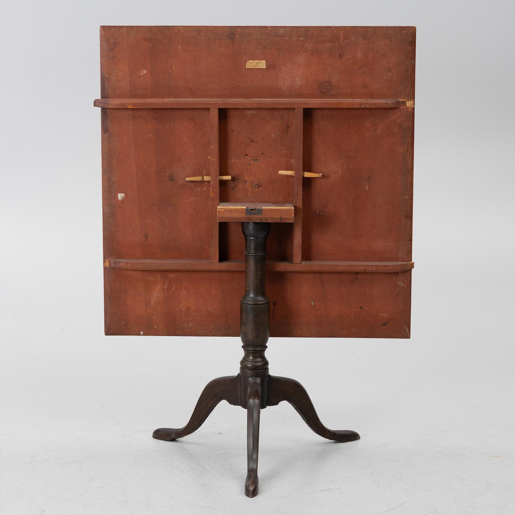 Lars Lindell, gate-leg table, Köping, first half of the 19th century.