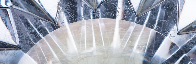 Aimo Okkolin, A 'Water lily' bowl, signed Aimo Okkolin Riihimäen Lasi Oy.