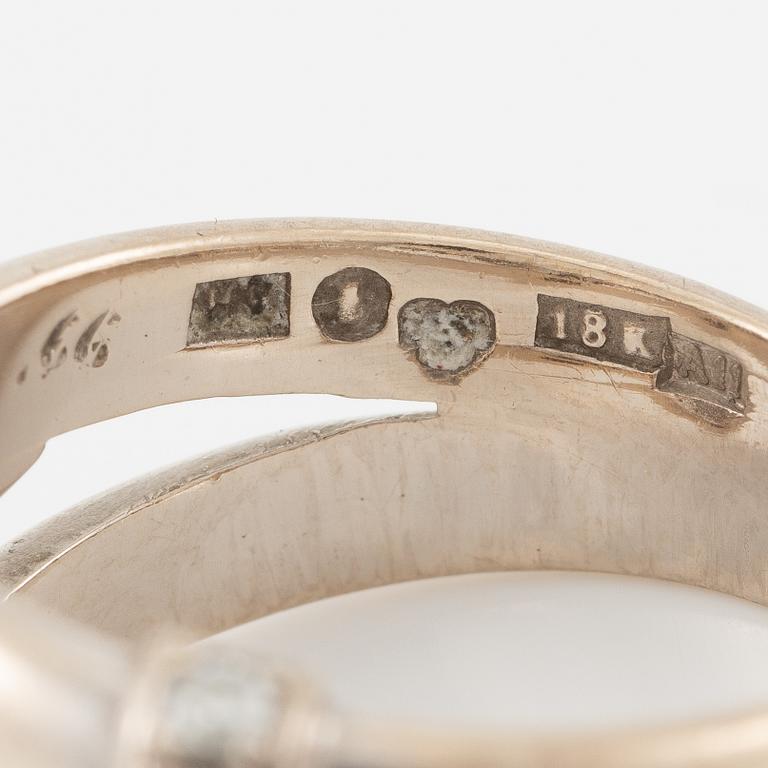 Ring 18K white gold set with round brilliant-cut diamonds, Engelbert.