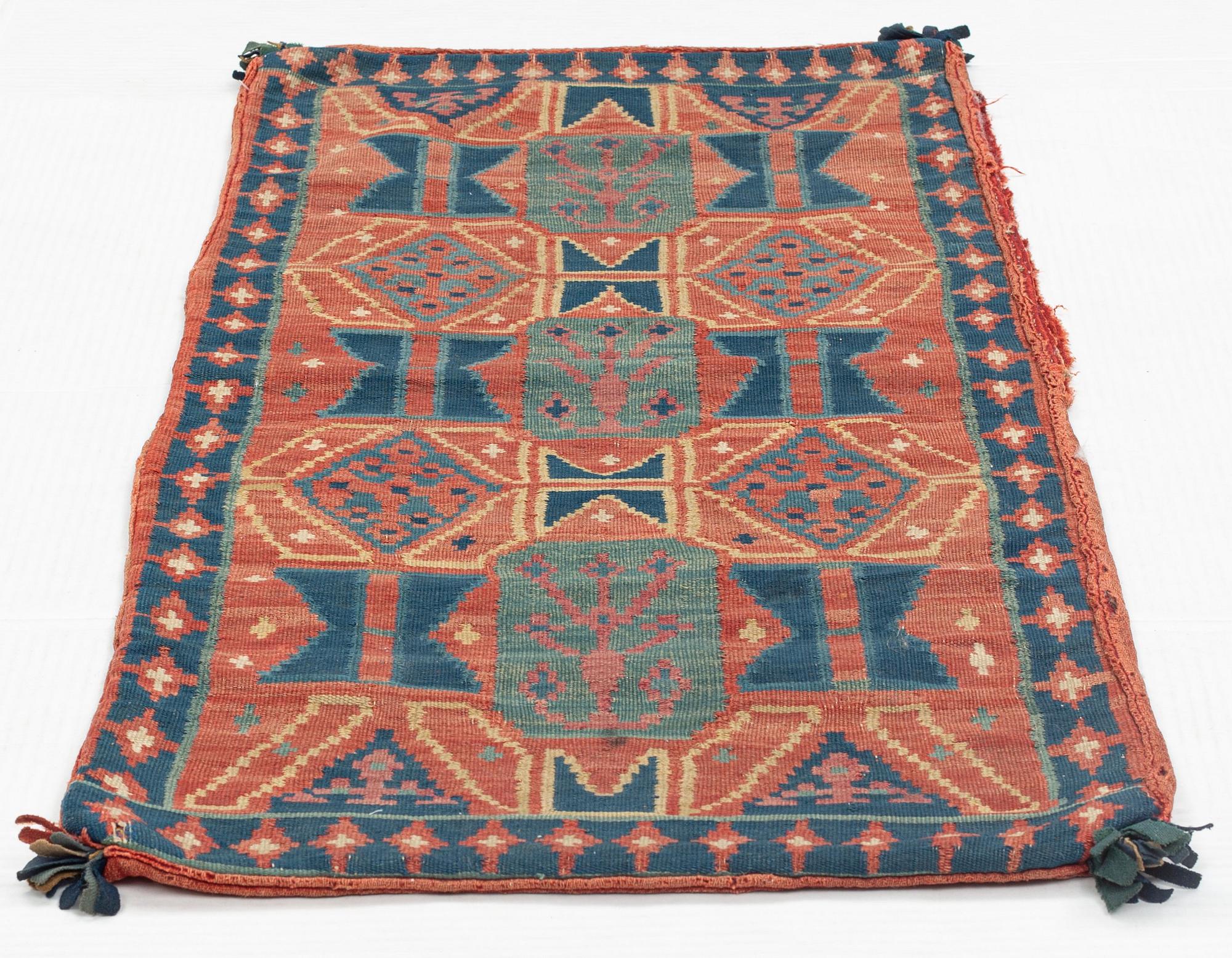 Åkdyna, "Träd och timglas", rölakan, ca 102 x 48 cm, Skytts eller Oxie härad, Skåne, 1700-talets sista kvartal.