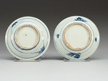 A pair of blue and white dishes, Ming dynasty, 17th Century.