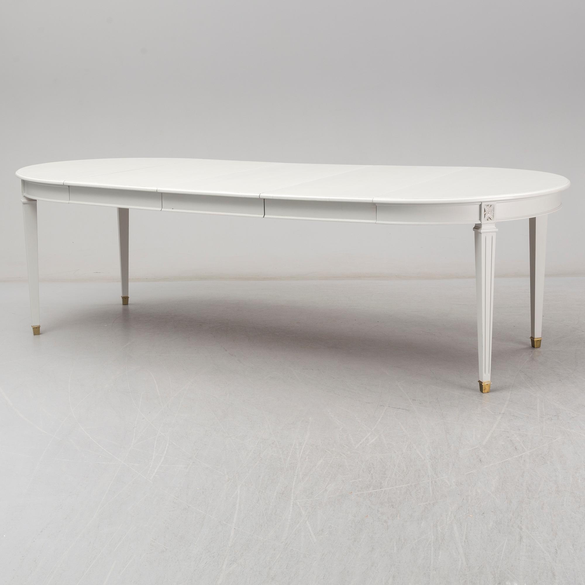 MATBORD, med gustaviansk stil, 1900-talets första hälft.