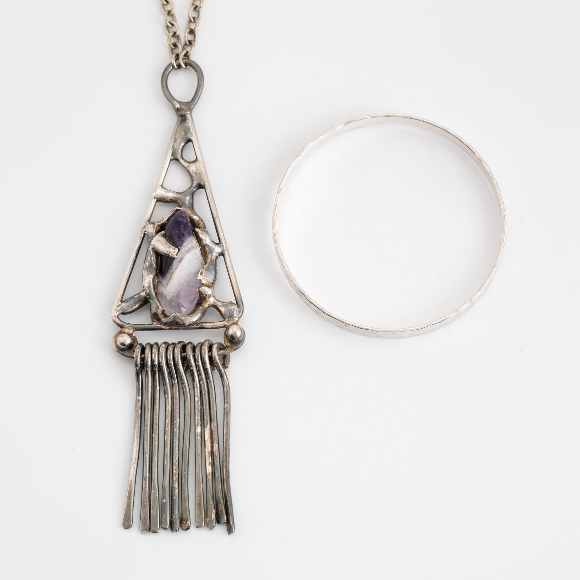 Pendant, pewter, Dansk Smyckekonst and bracelet, sterling silver, Owe Johansson.