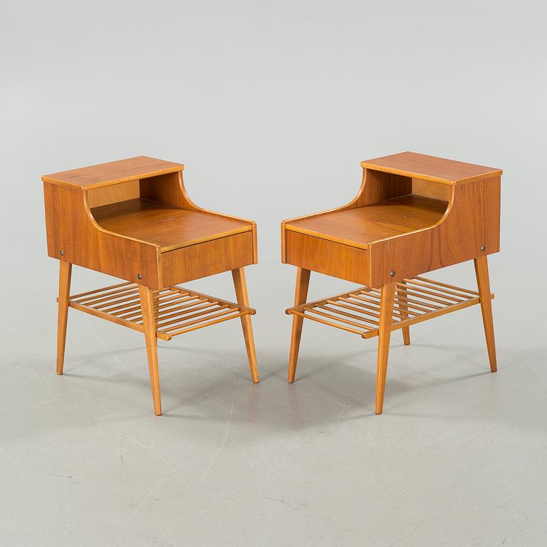 A pair of bedside tables from Ferdinand Lundquist, Gothenburg, ca mid 20th century.