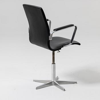 Arne Jacobsen, skrivbordsstol, "Oxford", Fritz Hansen, Danmark, 1900-talets andra hälft.