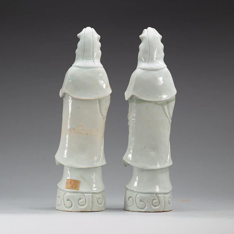 A pair of blanc de chine Guanyins, Qing dynasty, 19th Century.