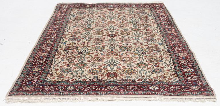 Carpet, oriental, approx. 236 x 150 cm.