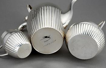 KAFFESERVIS, 3 delar, silver, GAB, Stockholm, 1927 - 1931. Vikt ca 959 gram.