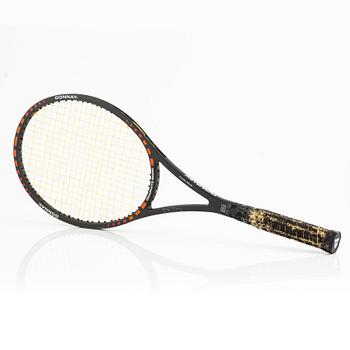 Tennisracket, Donnay. Signerad Björn Borg på ramen. Speciellt framtaget Borg Graphite racket.