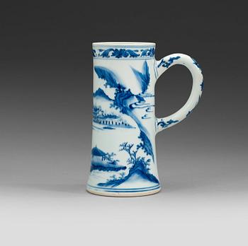 A blue and white tankard, Qing dynasty Kangxi (1662-1722).