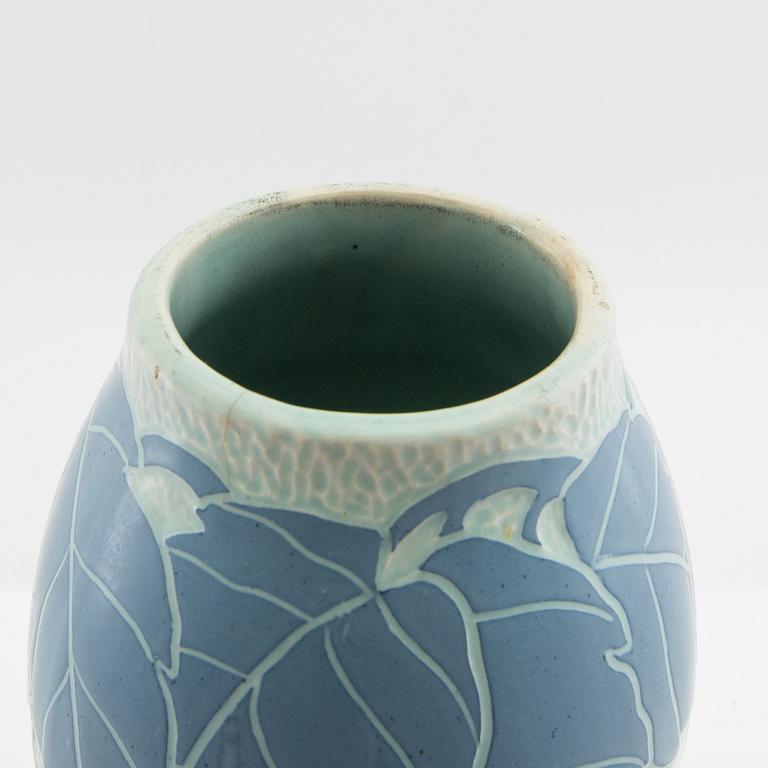 Josef Ekberg, Vase, stoneware, "Sgraffito", Gustavsberg.