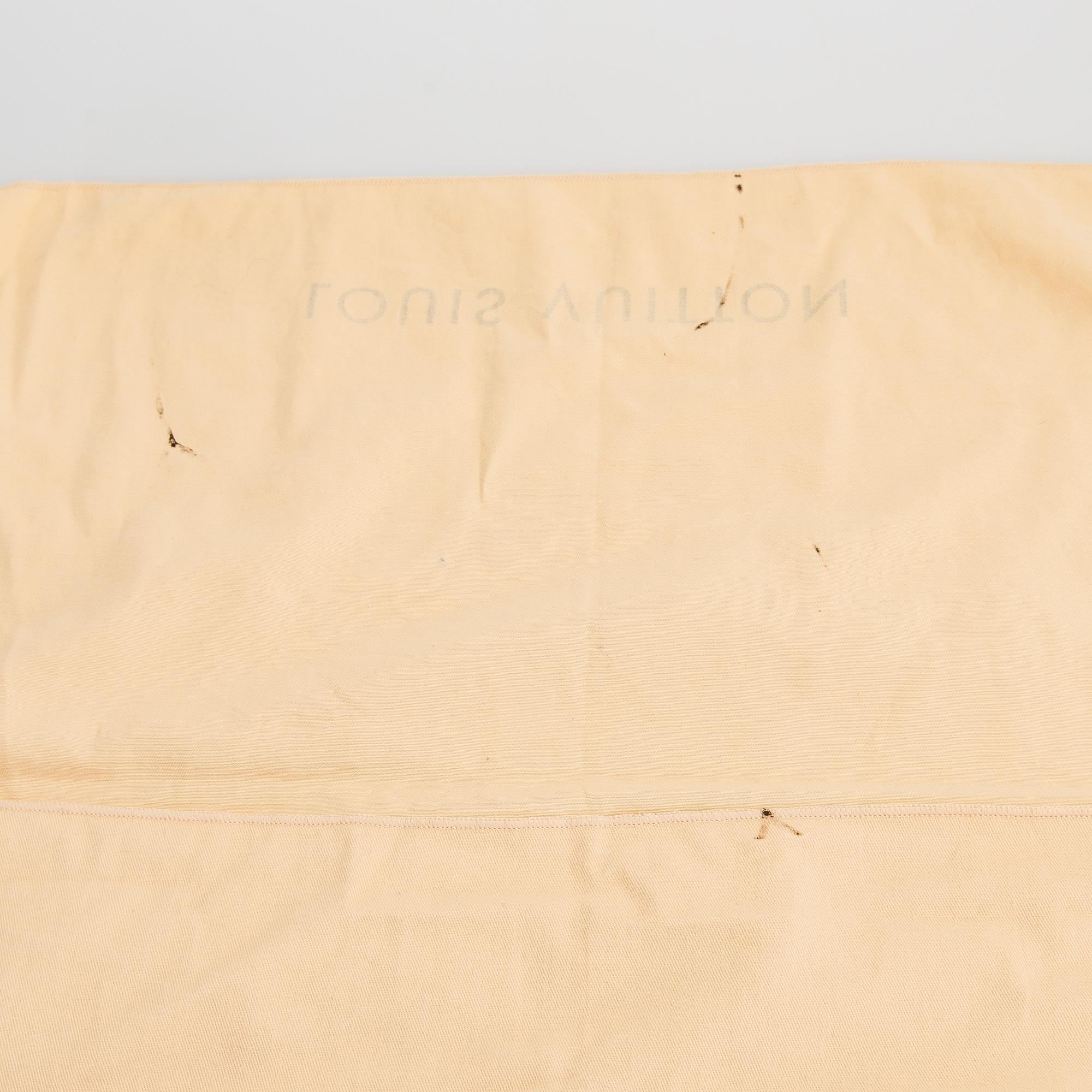 Louis Vuitton, a 'Berkeley', handbag.