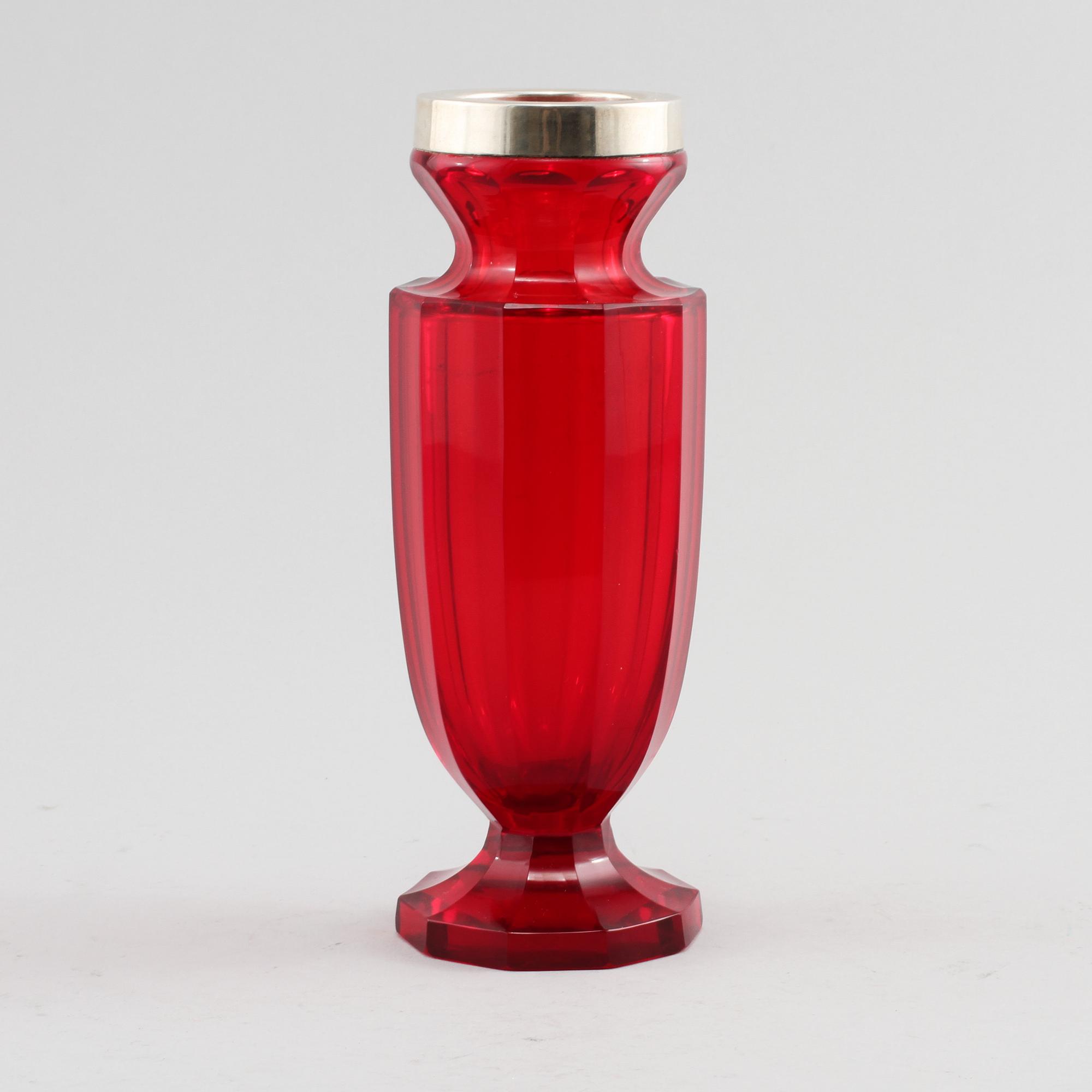 VAS, glas samt silver, Moser, Karlsbad, 1900-talets första hälft.