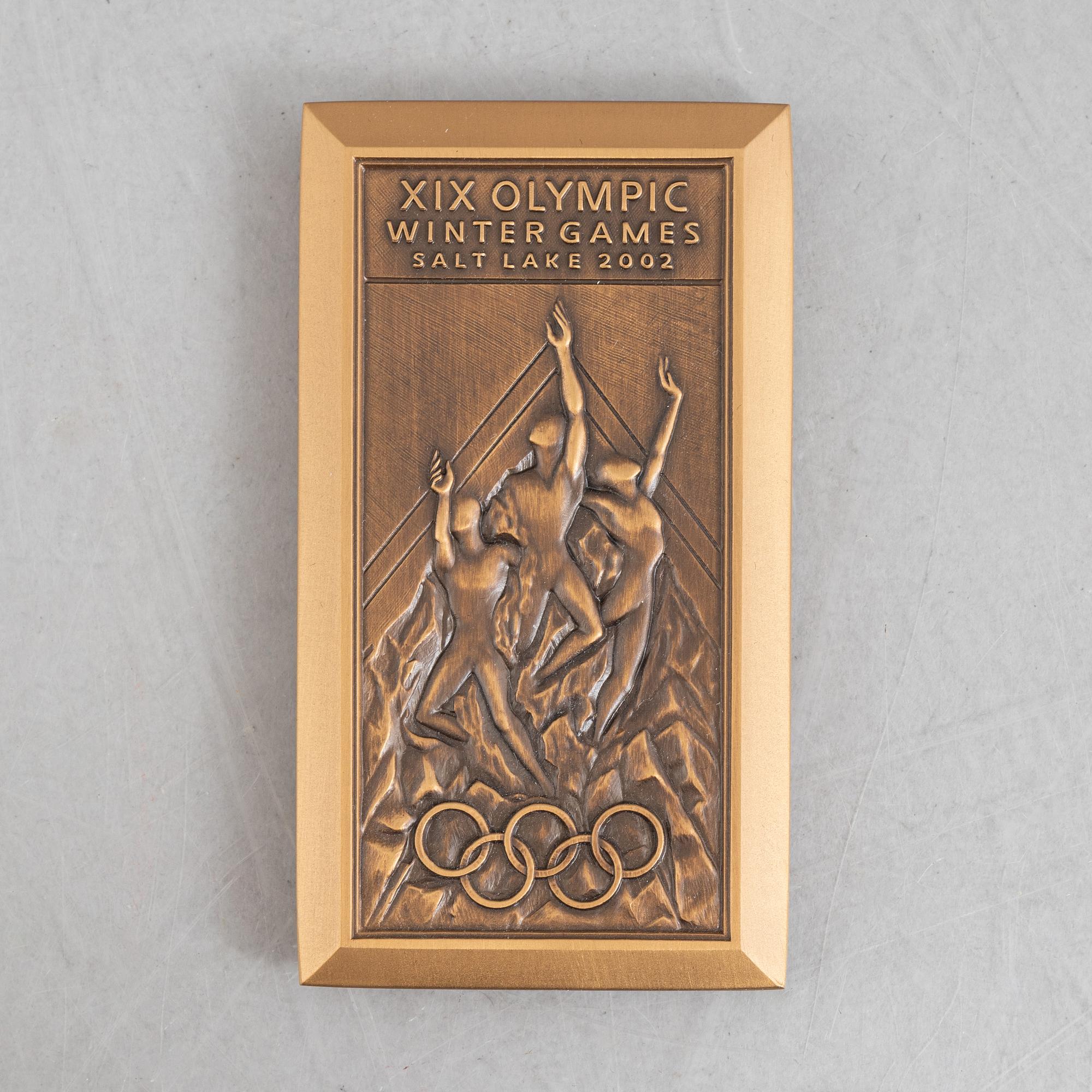 Participation medal, Olympics, Salt Lake City 2002 and a patch for the Swedish Team.