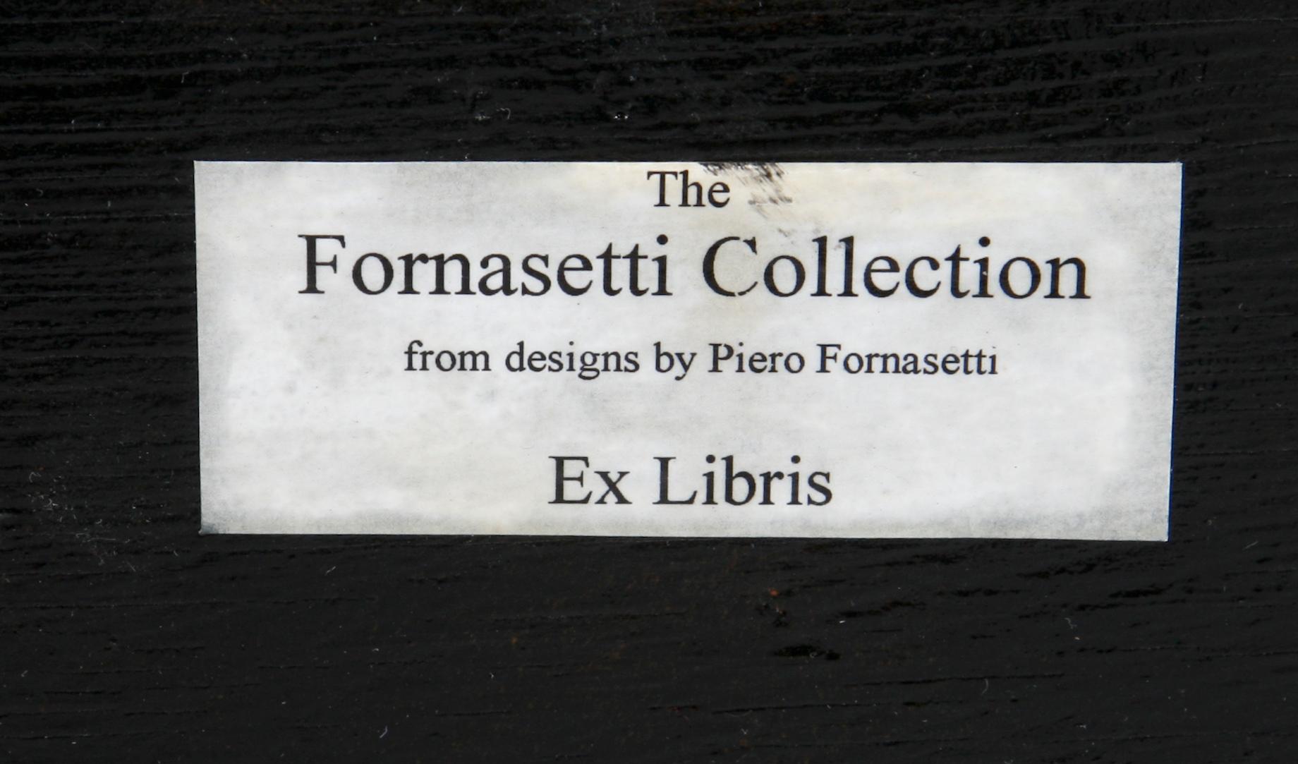 BYRÅ, med Fornasettitapet, 1900-tal, etikettmärkt.