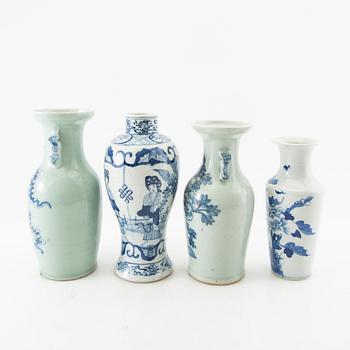 Vaser 4 st Kina sen Qing/1900-tal porslin.