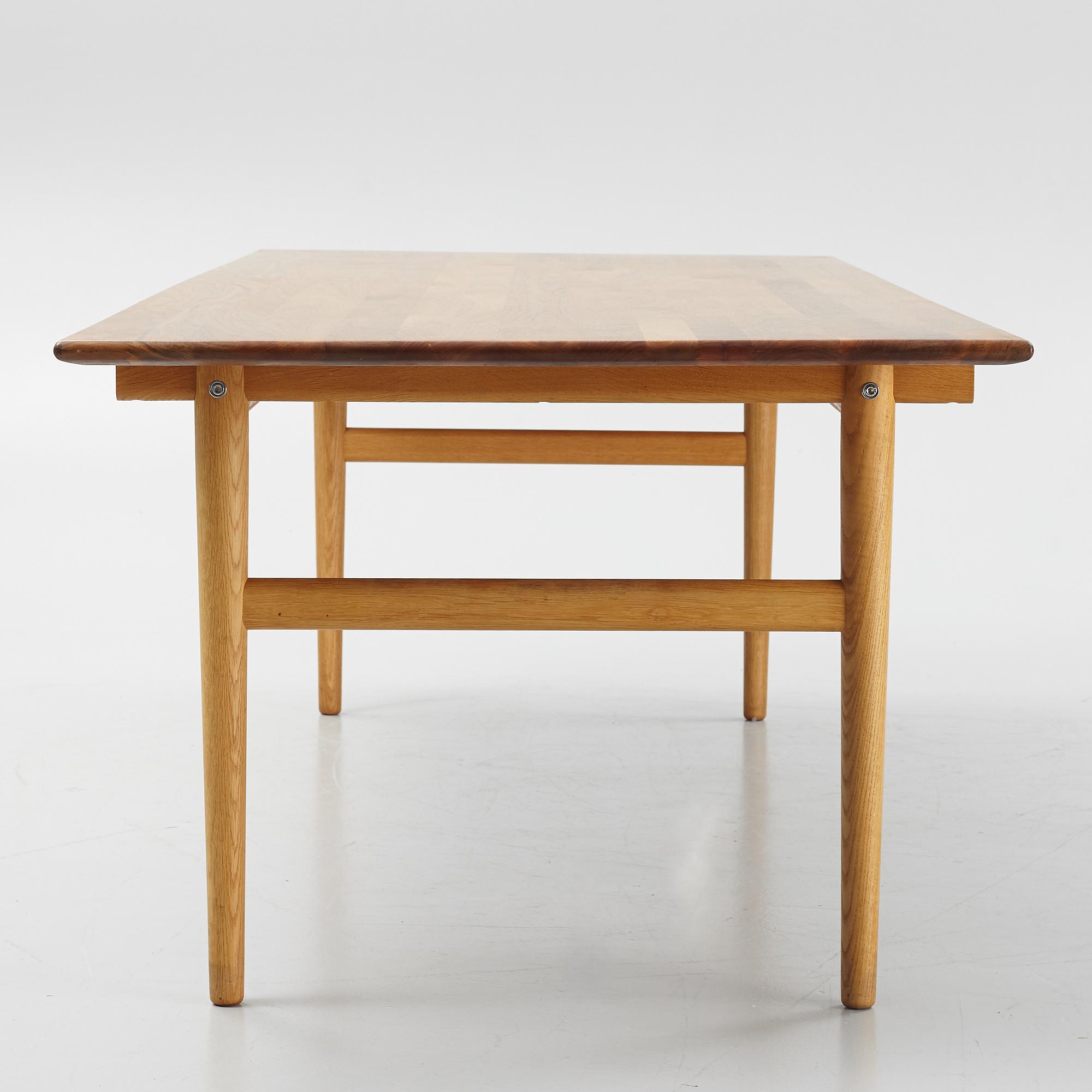 Hans J. Wegner, A 'CH-327' dining table for Carl Hansen & søn, Denmark.