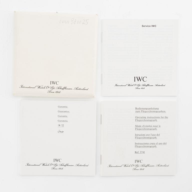 IWC, Schaffhausen, Pilot's chronograph, Mecaquartz, wristwatch, chronograph, 36 mm.