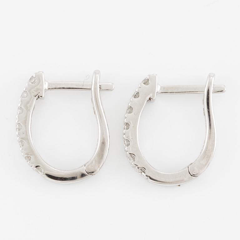 Earrings, 18K white gold set with brilliant-cut diamonds.