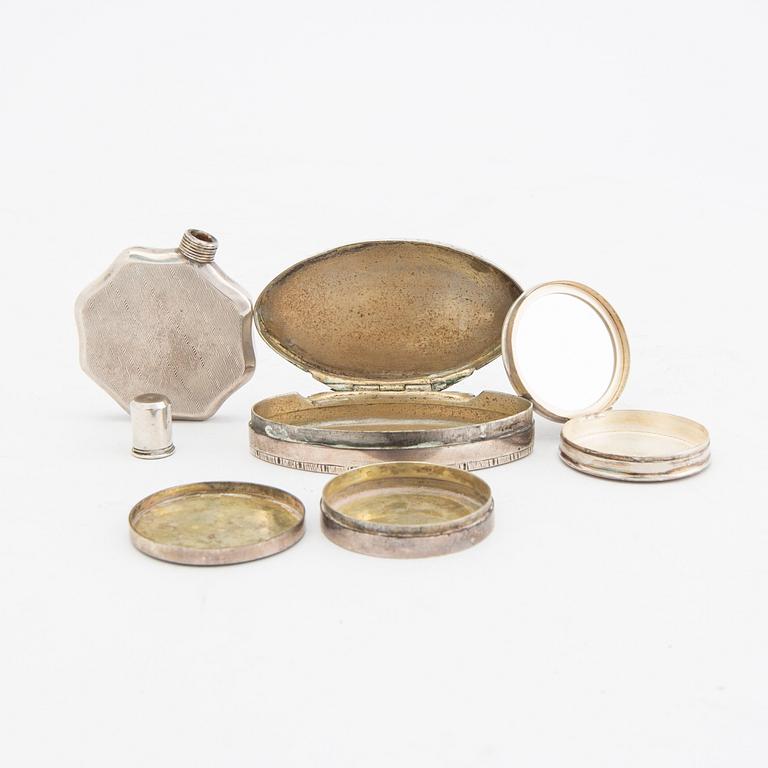 Dosor 3 st samt flakong silver 18/1900-tal.