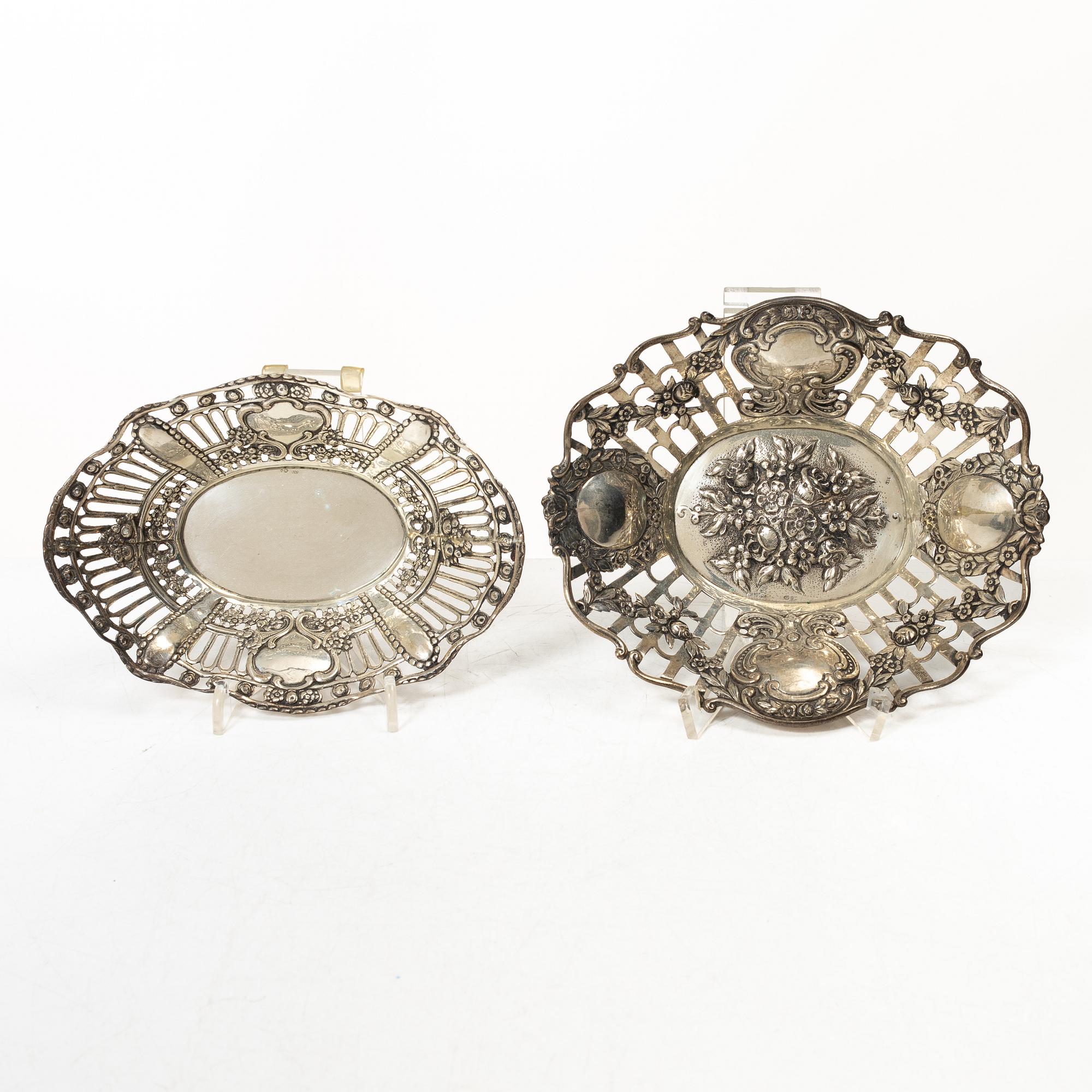 Gallerskålat, 2 st, silver, 1900-tal.