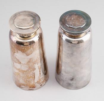 SHAKER, 2 st, nysilver, C G Hallberg, 1900-talets första hälft.